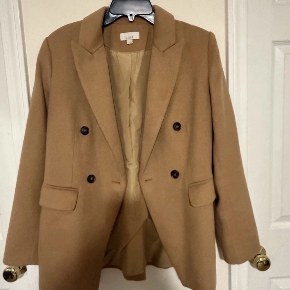 Loft Jacket Blazer, Woman’s Size 6 Very Soft Wool Worn Once A Little Small On Me